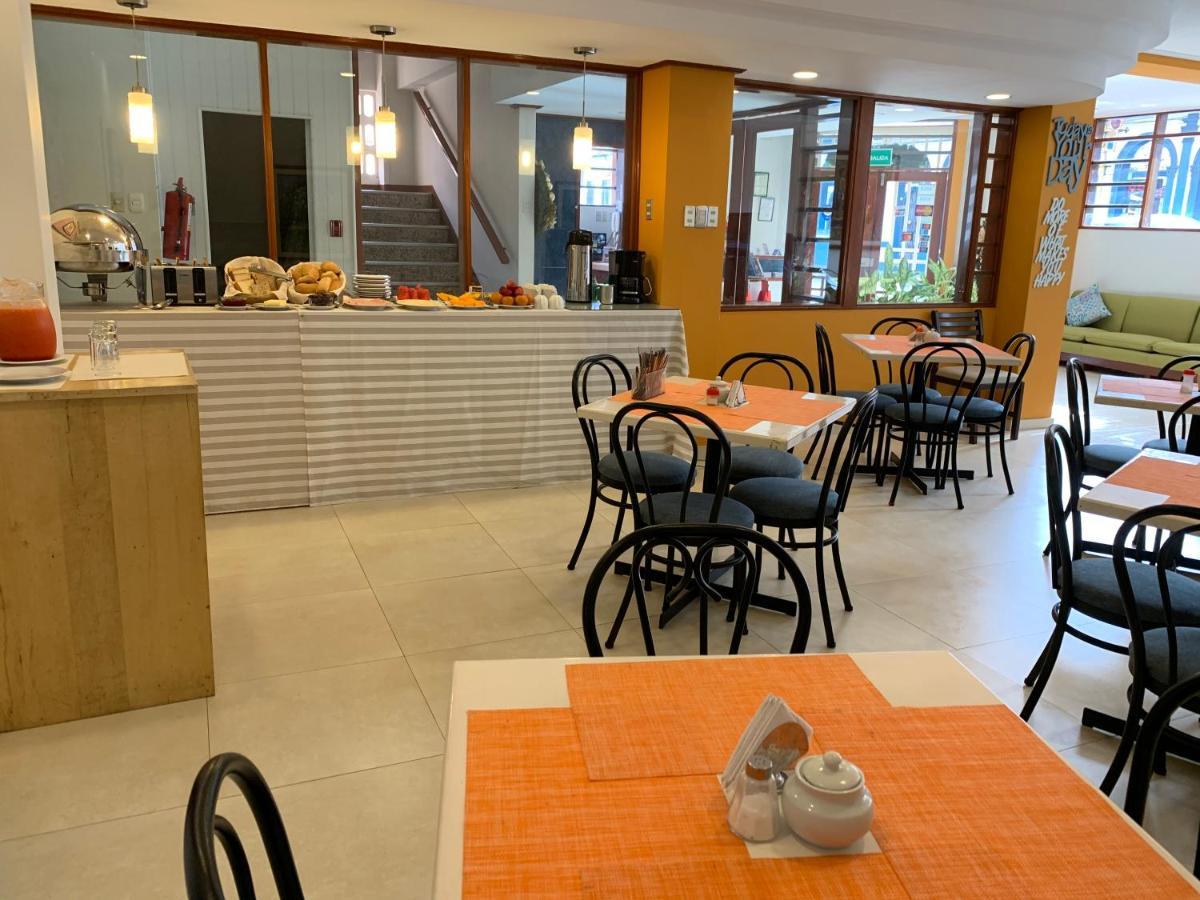 Hotel Acosta Iquitos Exterior photo
